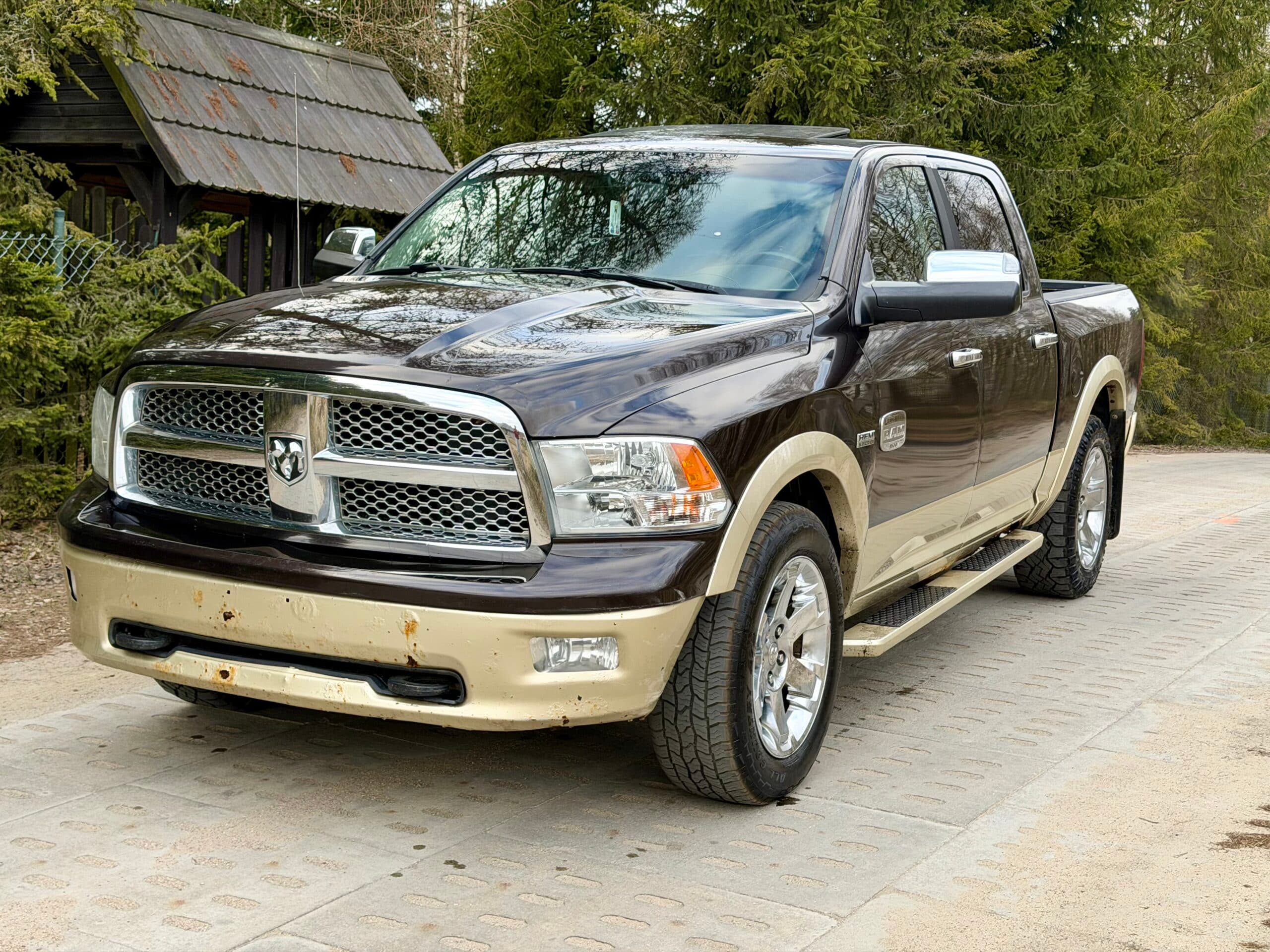 RAM 1500 Laramie Longhorn
