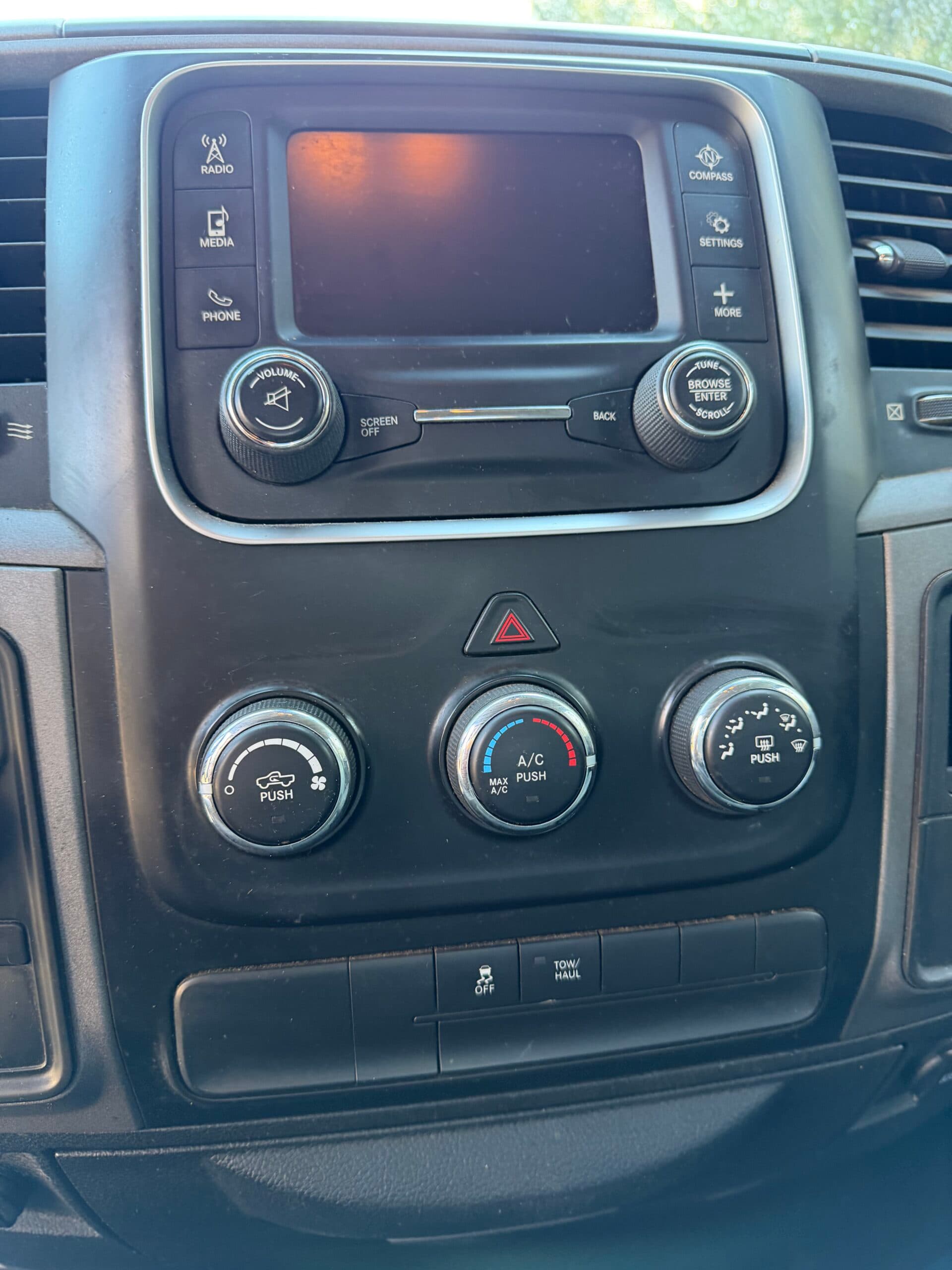 RAM 1500 2014 — zdjęcie 21