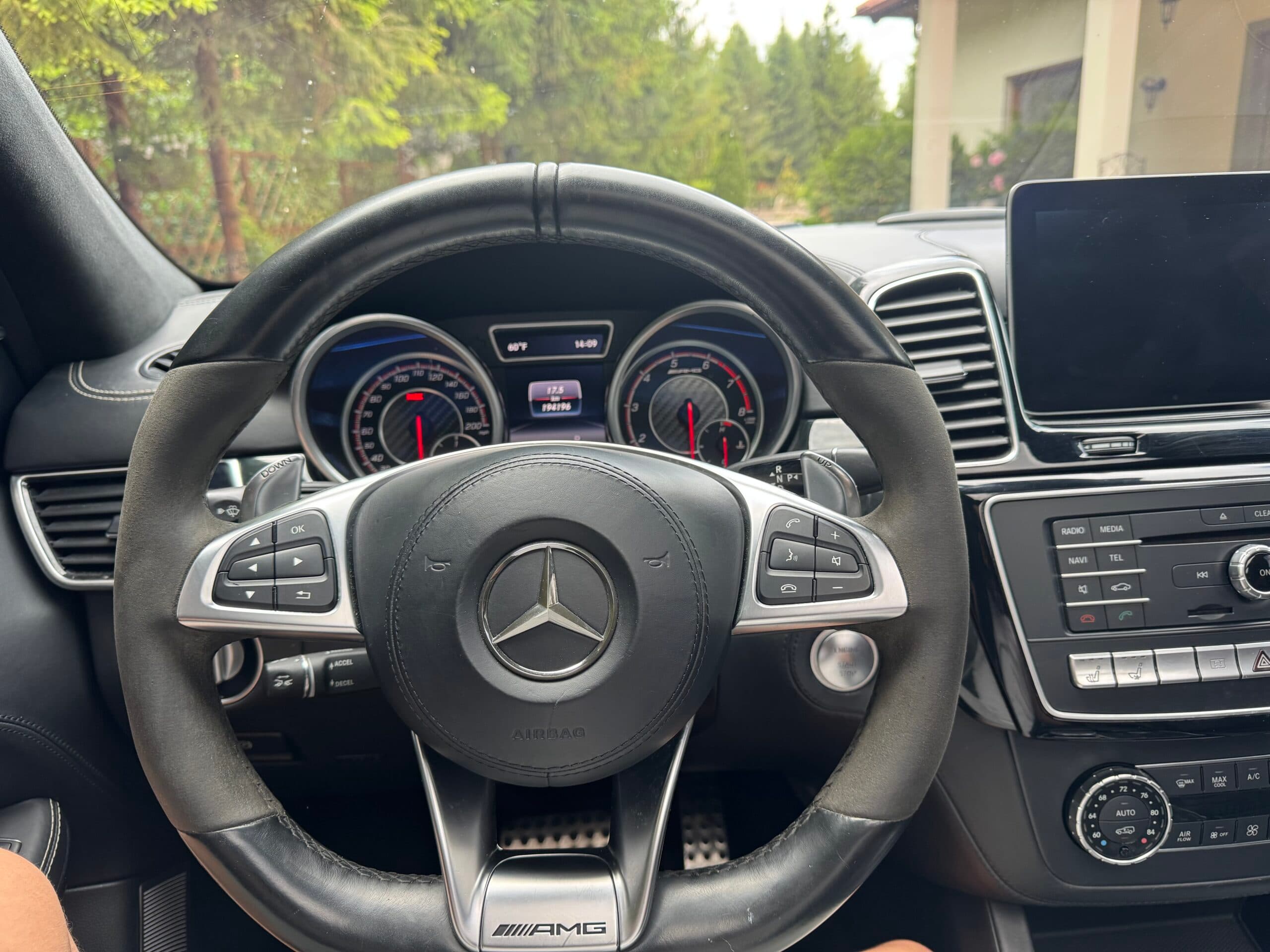 Mercedes-Benz GLS 63 AMG 2017 — zdjęcie 20