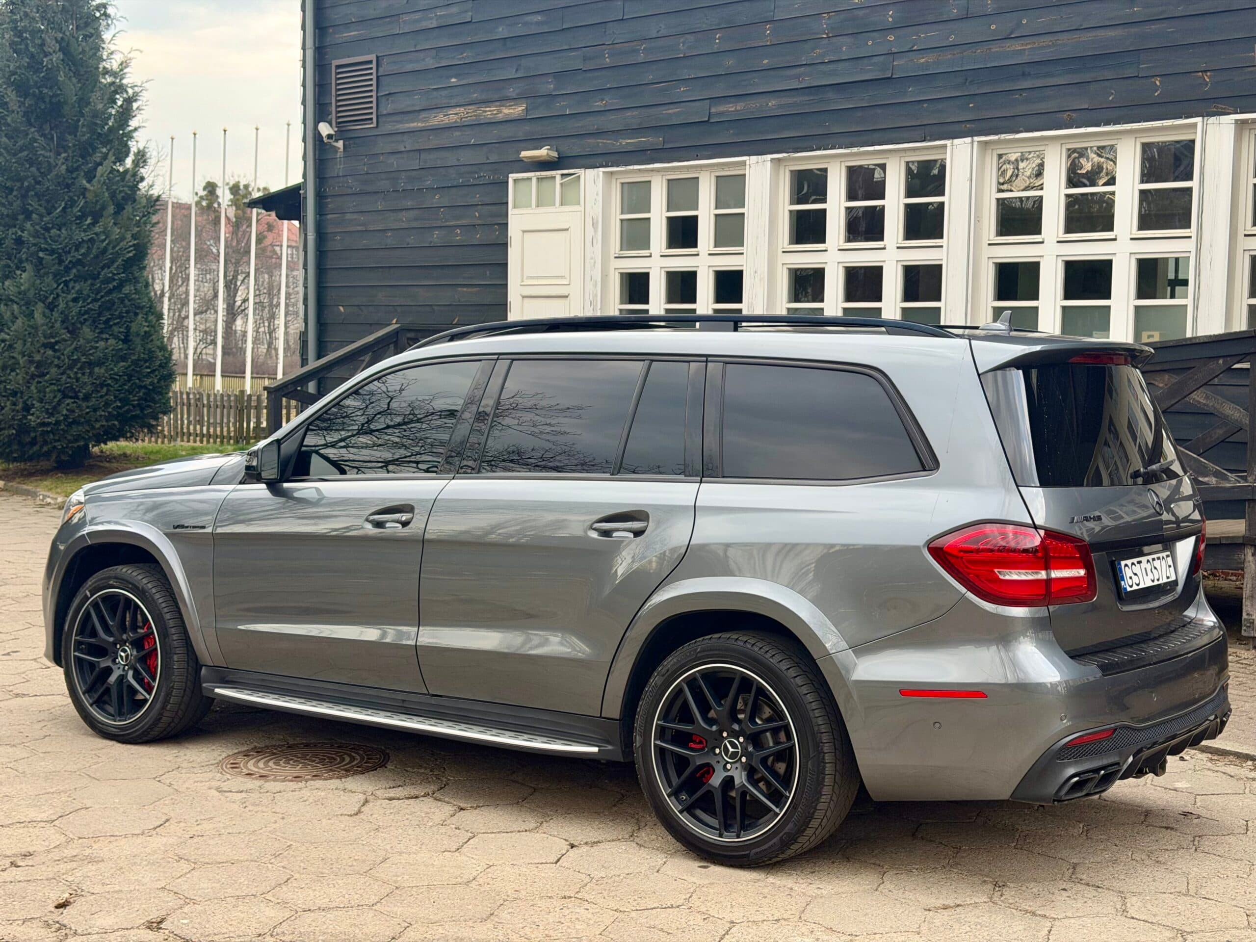 Mercedes-Benz GLS 63 AMG 2017 — zdjęcie 10