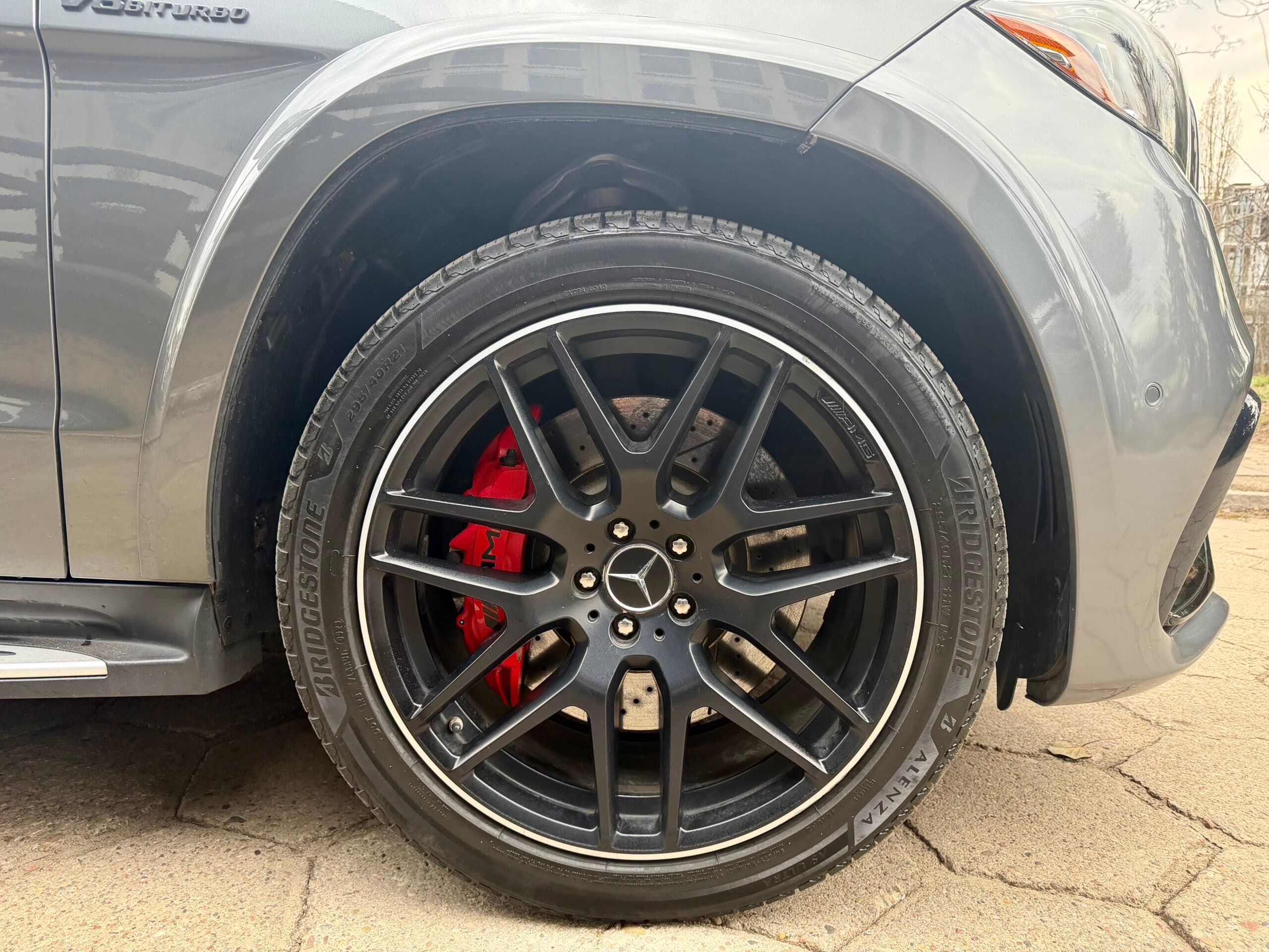 Mercedes-Benz GLS 63 AMG 2017 — zdjęcie 13