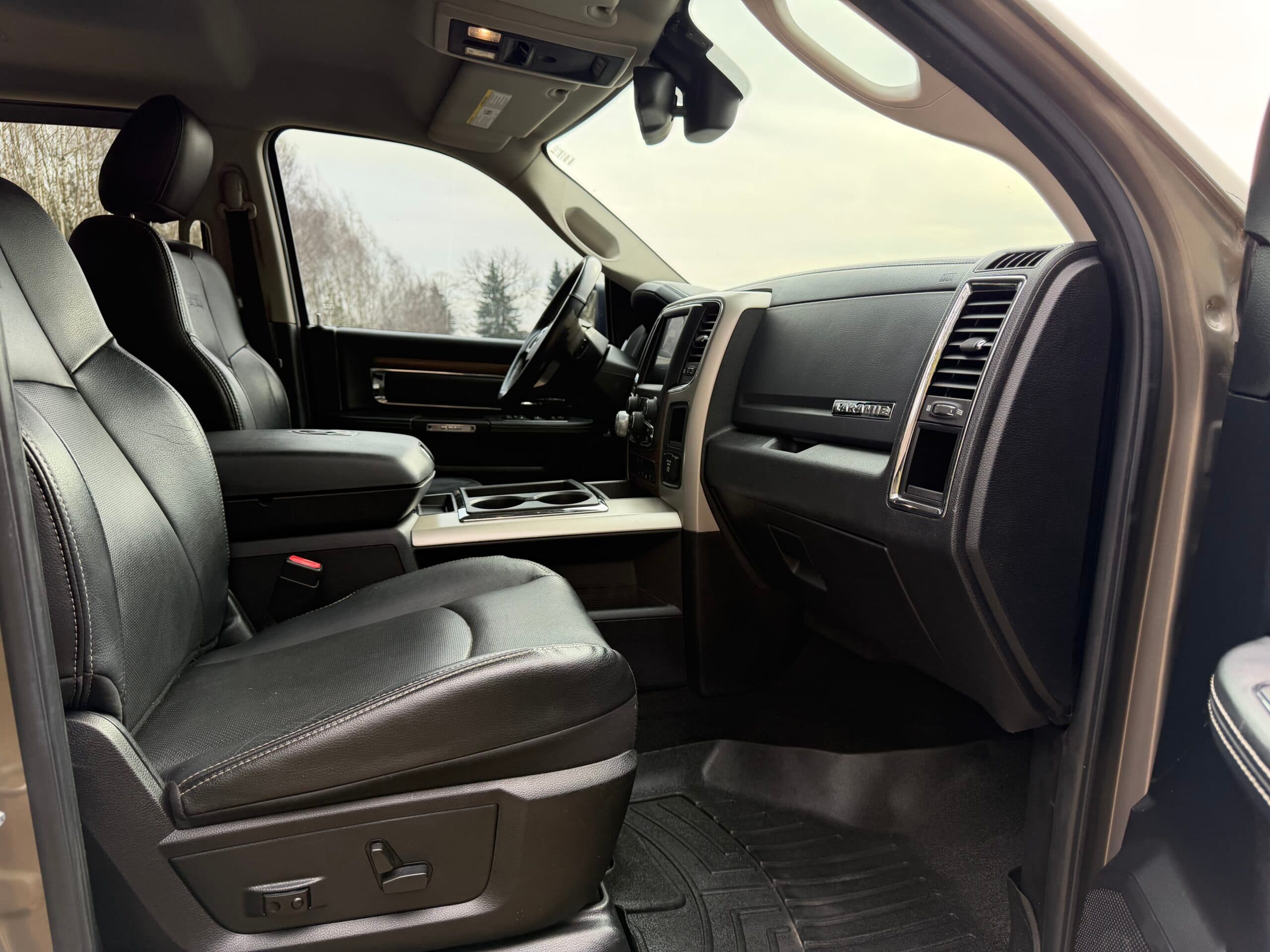 RAM 1500 2014 — zdjęcie 19