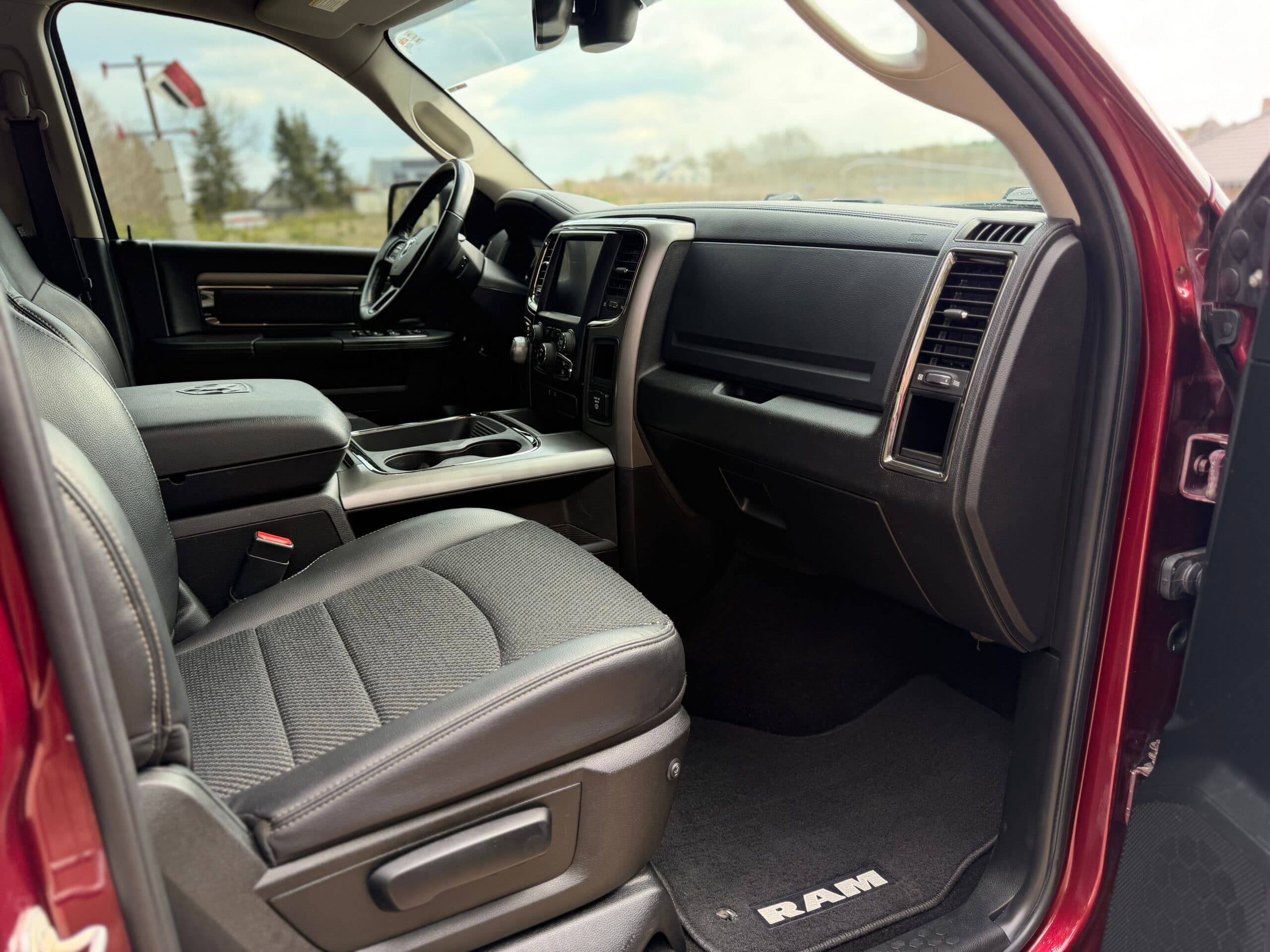RAM 1500 2017 — zdjęcie 15