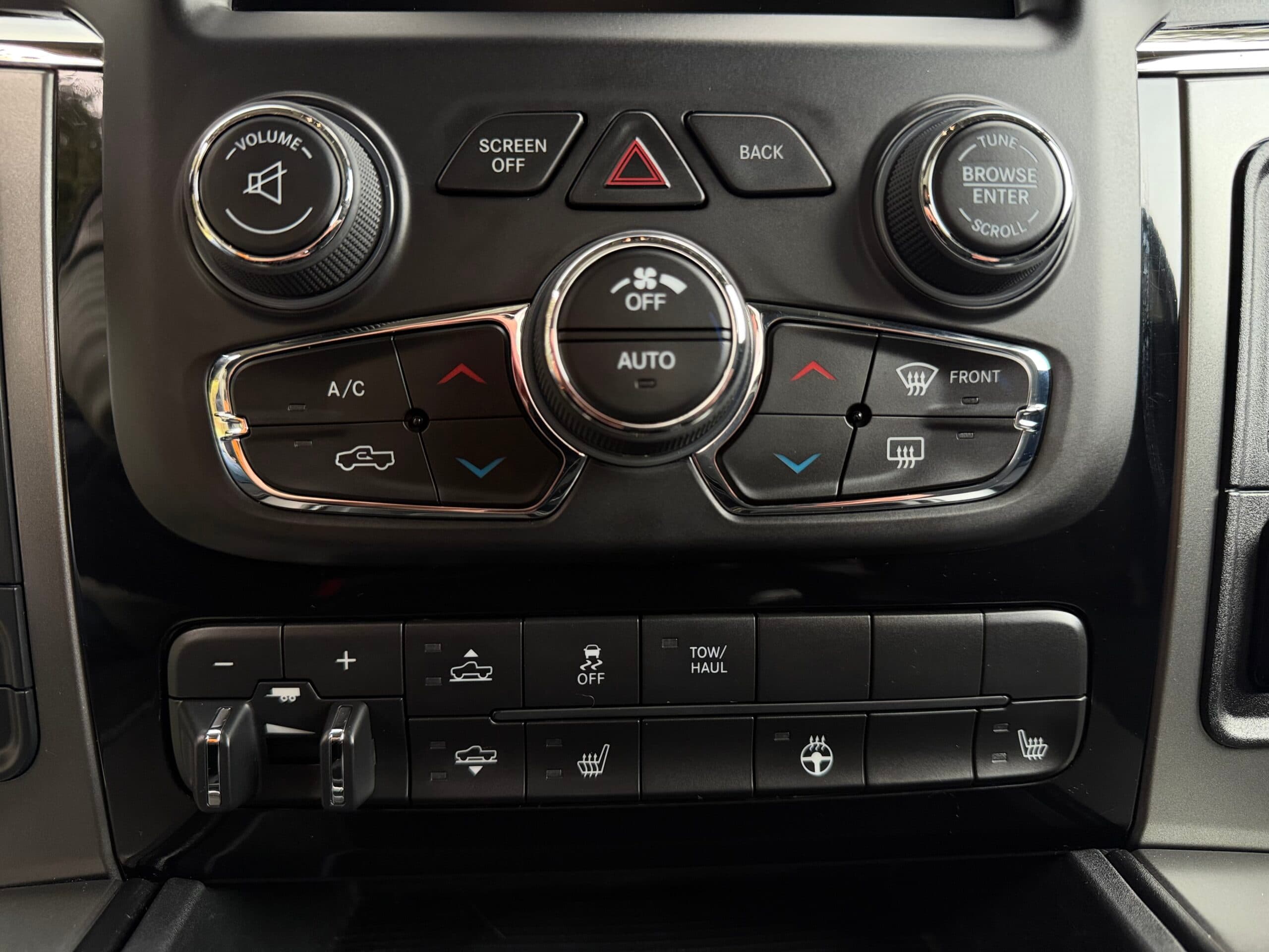 RAM 1500 2014 — zdjęcie 15